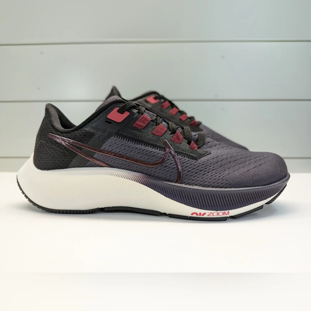 Nike Air Zoom Pegasus 38 Cave Purple  Women's Running Training Sneakers size 6.5